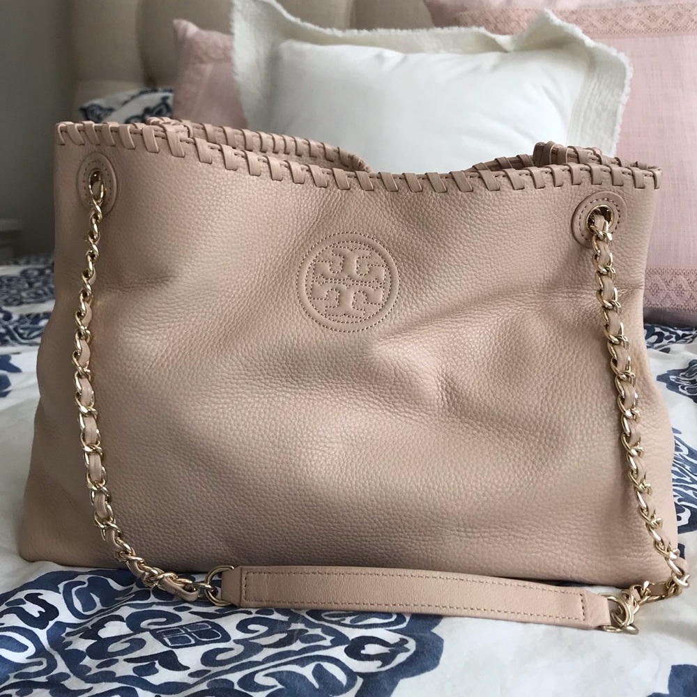 Tory Burch Marion Chain Slouchy Tote - Light Oak